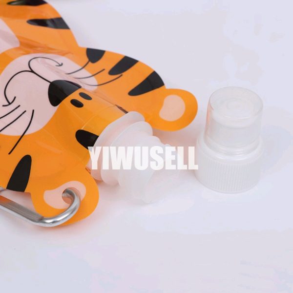 Best Mini Hiking water bag squeeze and folding for sale 09-yiwusell.cn