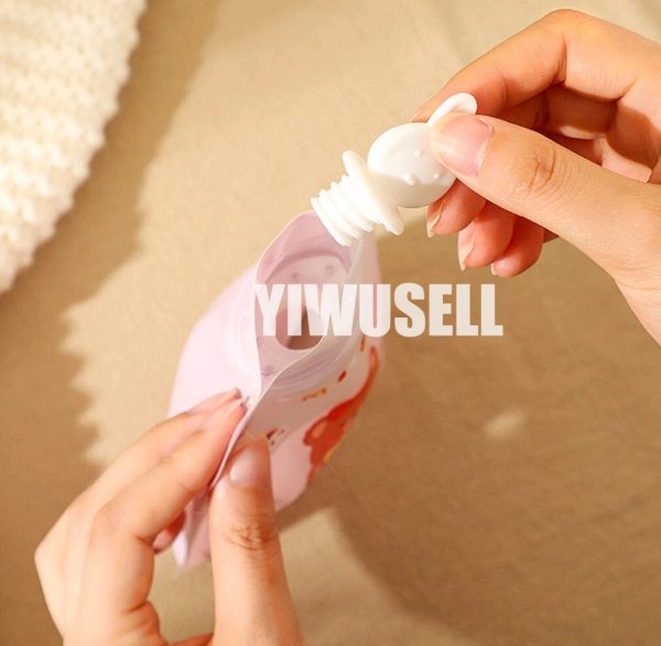 Best Colorful Hot water bottle for sale 09-yiwusell.cn