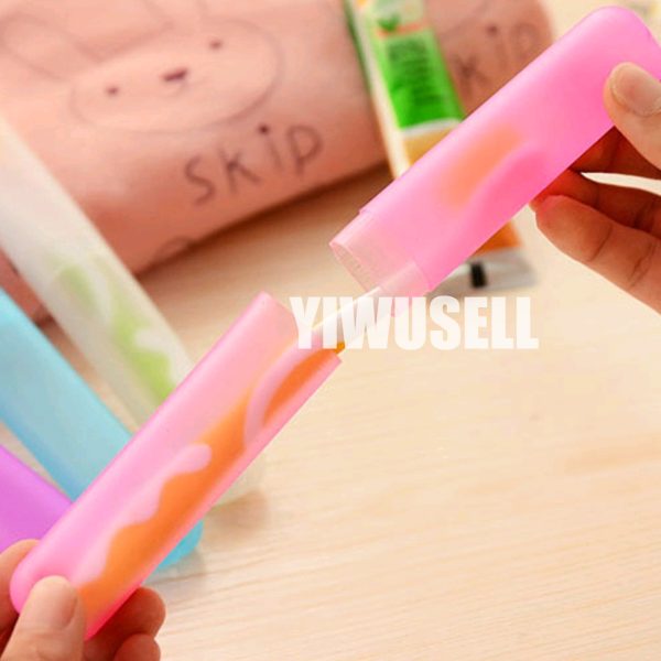 Best plastic travel Toothbrush Case for sale 07-yiwusell.cn