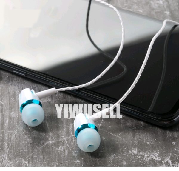 Cheap price earphones for sale 04-yiwusell.cn